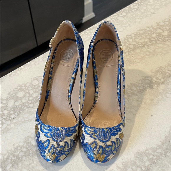 Tory Burch Blue and Gold Heels